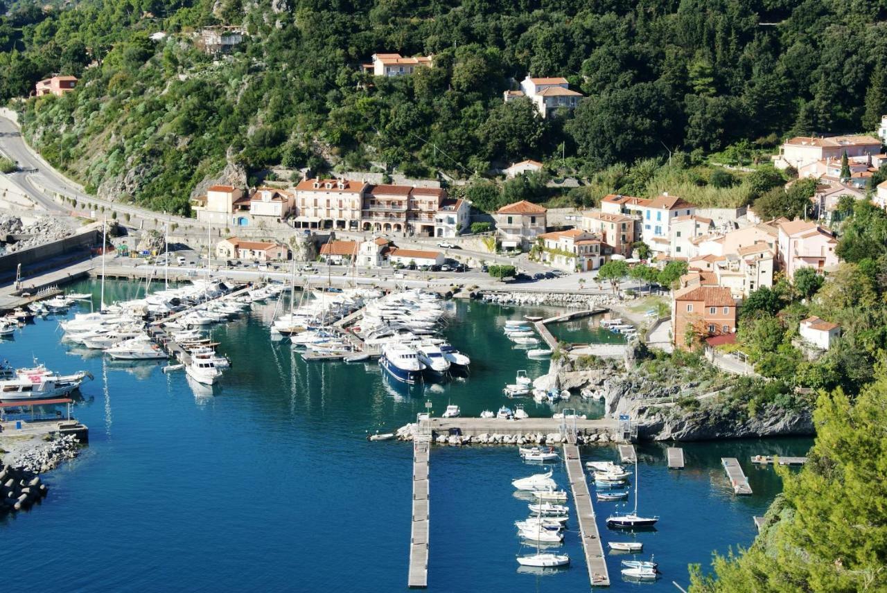 B&B La Casa Del Gelso Acquafredda Εξωτερικό φωτογραφία
